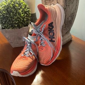 Hoka Mach 5 Size 7.5